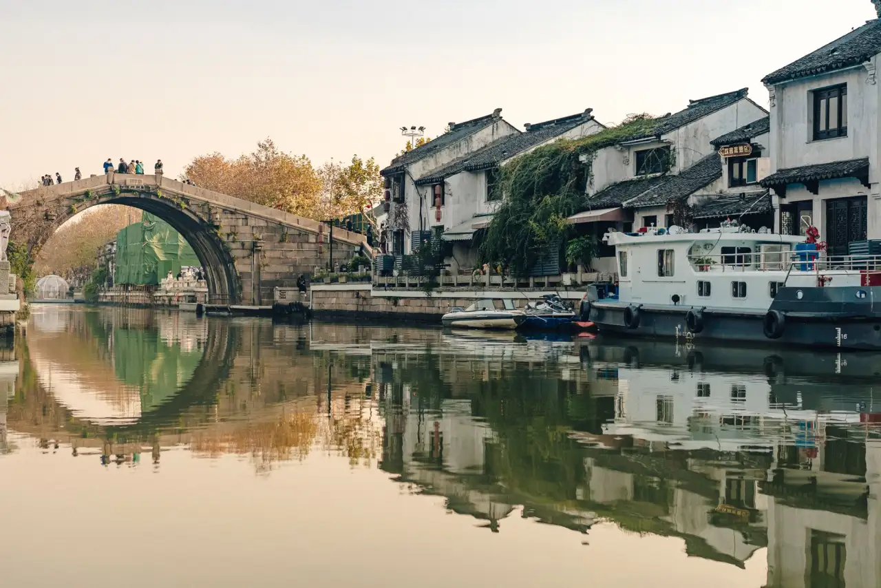 工程监理在重庆建设项目中的应用价值与全过程管控要点解析