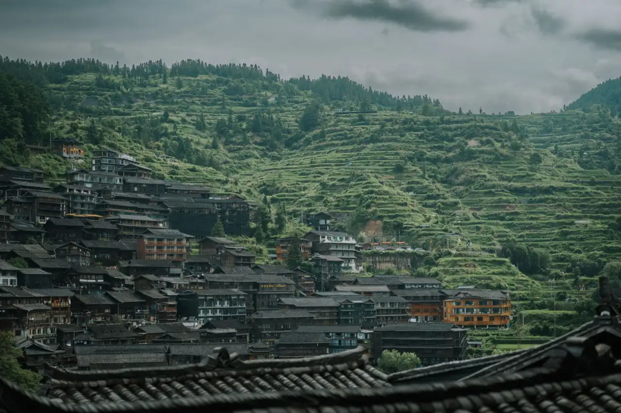 工程监理在重庆建设项目中的应用价值与全过程管控要点解析