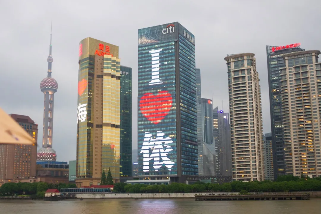 2024年工程监理新规对重庆建筑企业的实操影响分析